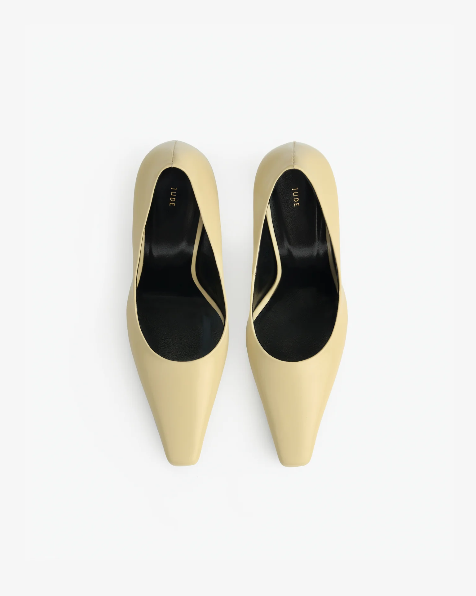 Fame Pump in Beige Brushed Leather - Image 3