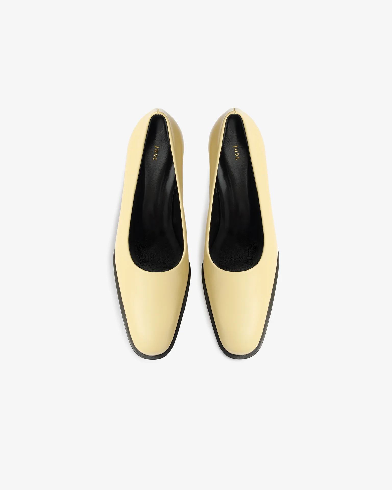 Fete Pump in Beige Brushed Leather - Image 5