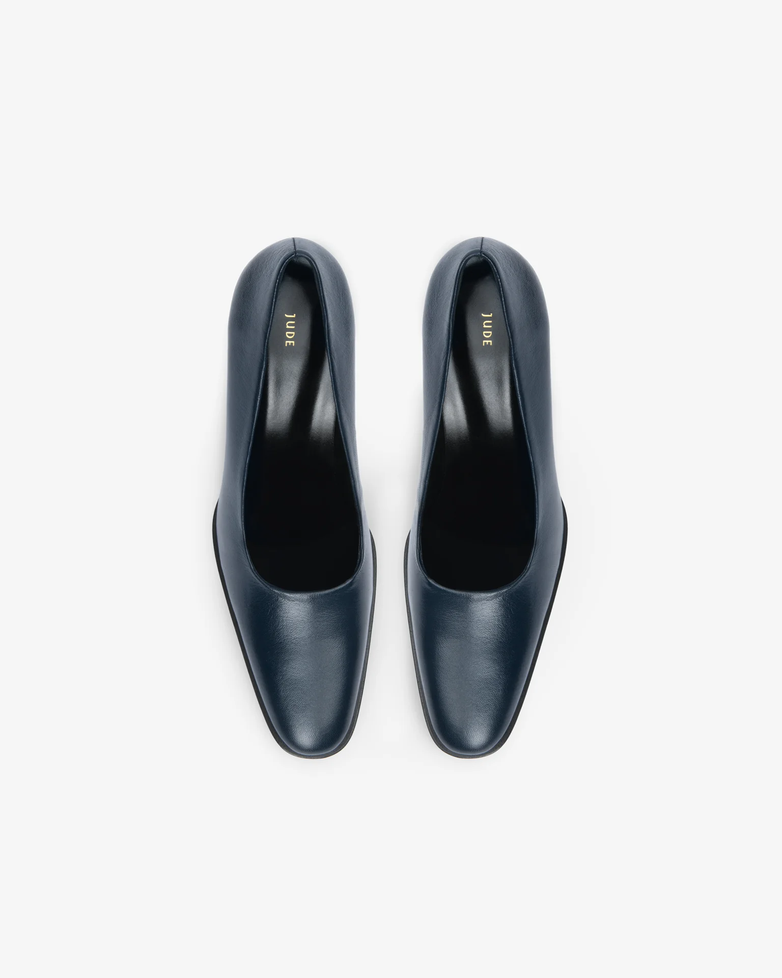 Fete Pump in Ink Leather - Image 3