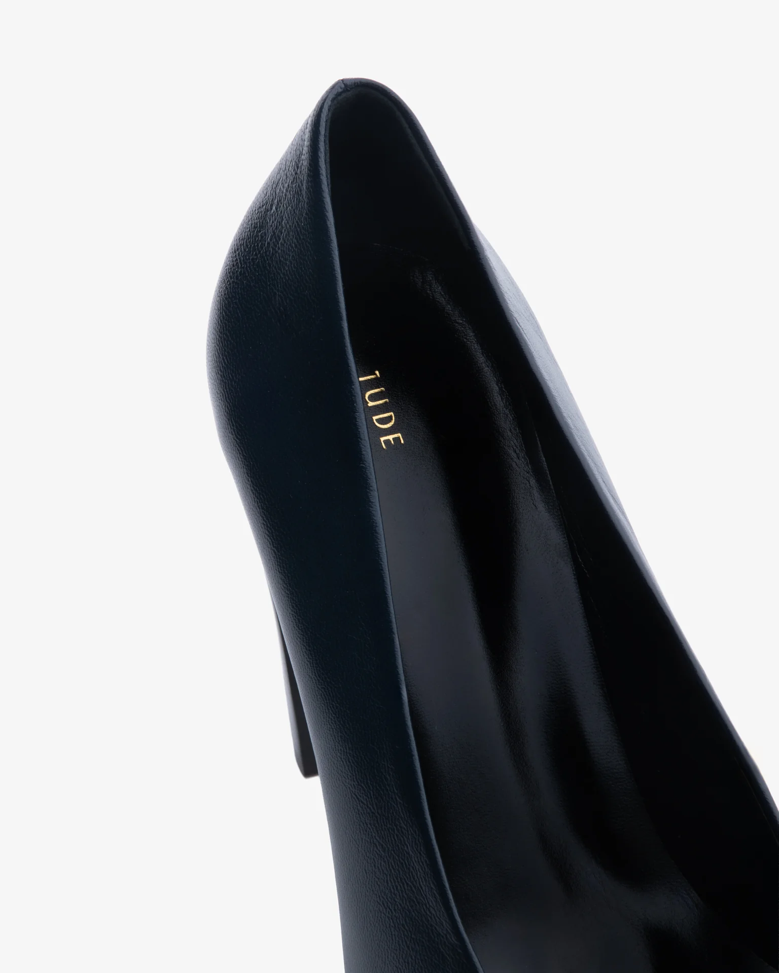 Fete Pump in Ink Leather - Image 5