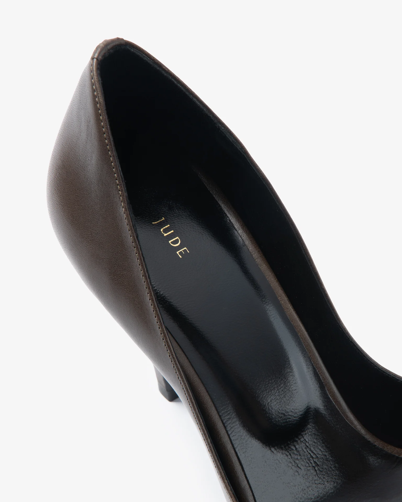 haze pump in mocha leather - Image 6